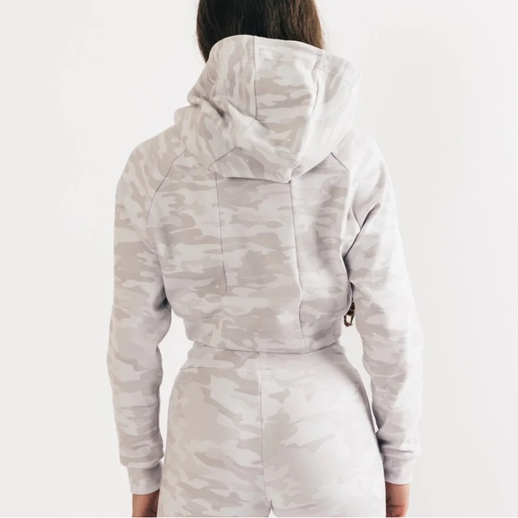 Alphalete Identity Pro Crop Hoodie - Silver Camo - Medium - Picture 3 of 9